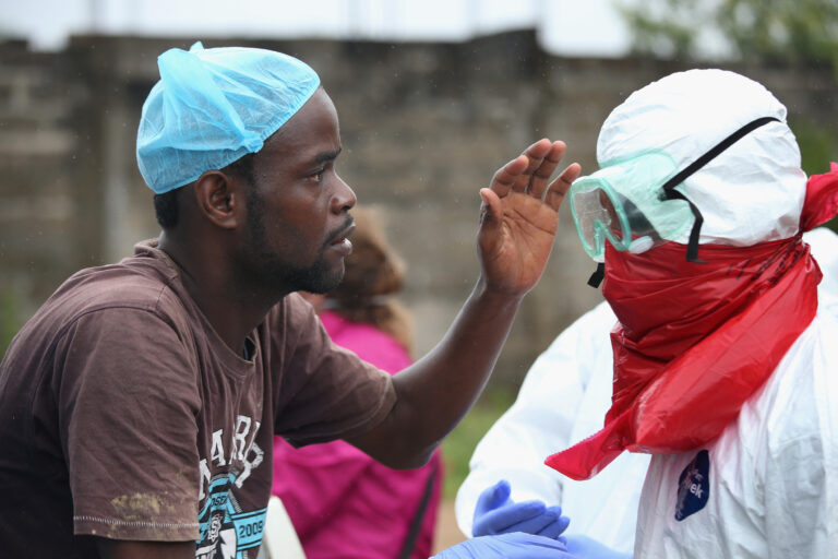 Эпидемия Эболы в Гвинее