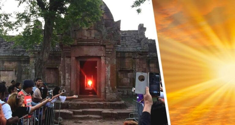 Толпы туристов окружили древний храм в ожидании солнечного феномена
