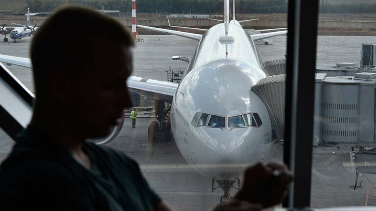 Ассоциация туроператоров России: ряд авиакомпаний ЕС не пускают россиян на рейсы из-за новых правил