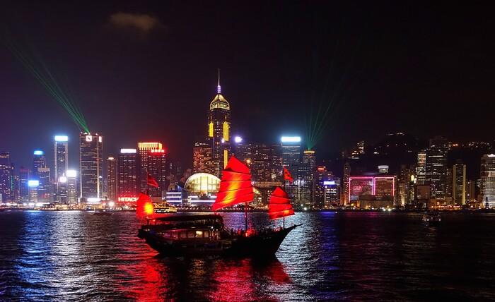 Гонконг и Китай планируют открыть границу