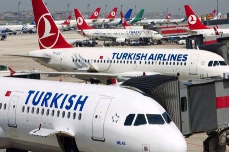 Обстановка в крупнейших аэропортах Турции после землетрясения
