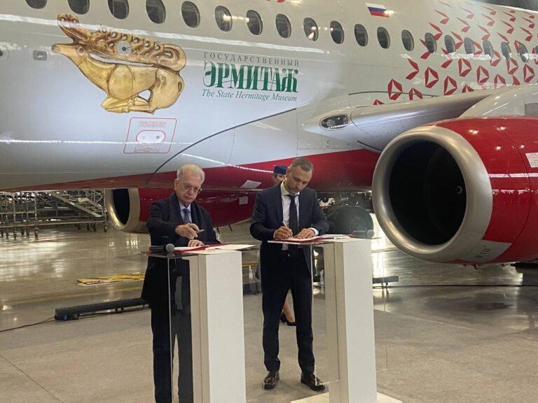 Изображение скифского оленя из коллекции Эрмитажа украсило самолет «России»