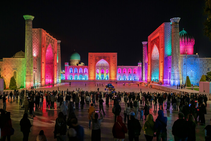 В Узбекистане для туристов построят «золотые ряды»