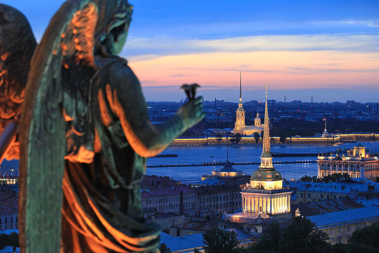 Петербург примет участие в туристской выставке в Индии